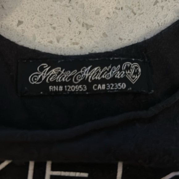 Metal mulisha size S tank - Picture 2 of 2